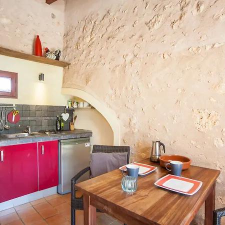 Eco Groc Hotel